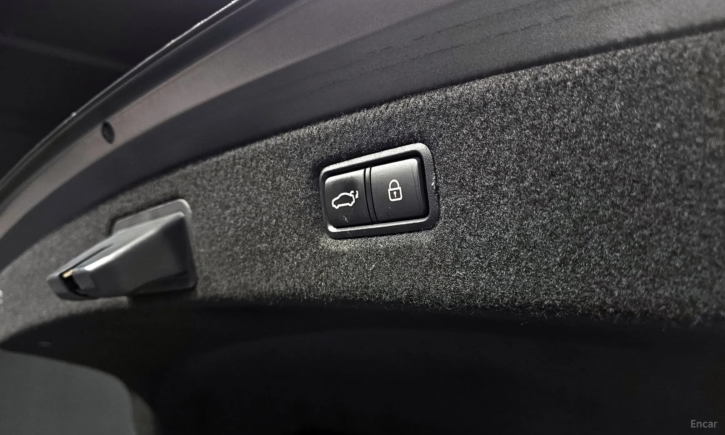 G90