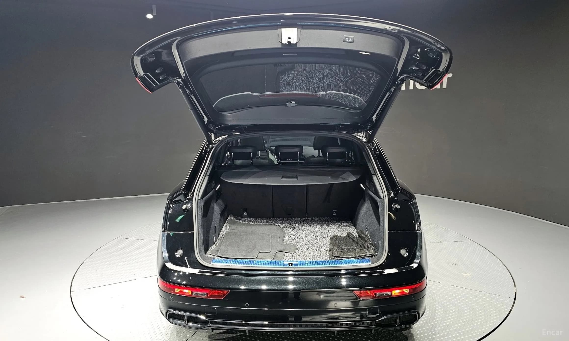 SQ5 (FY)