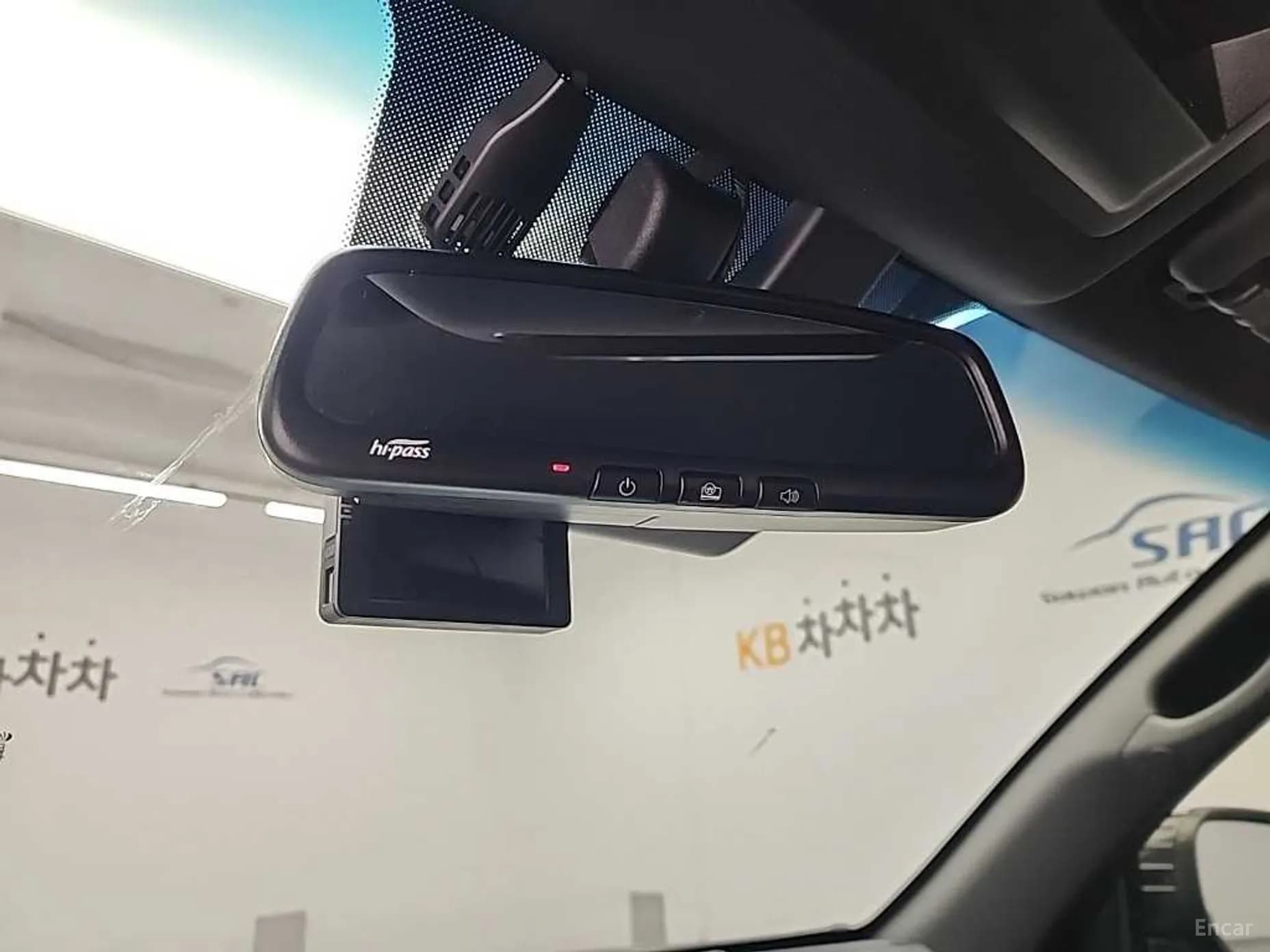 Rexton Sports Khan