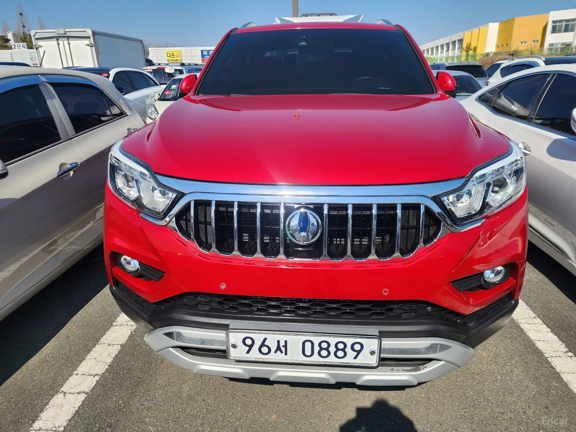 Rexton Sports Khan