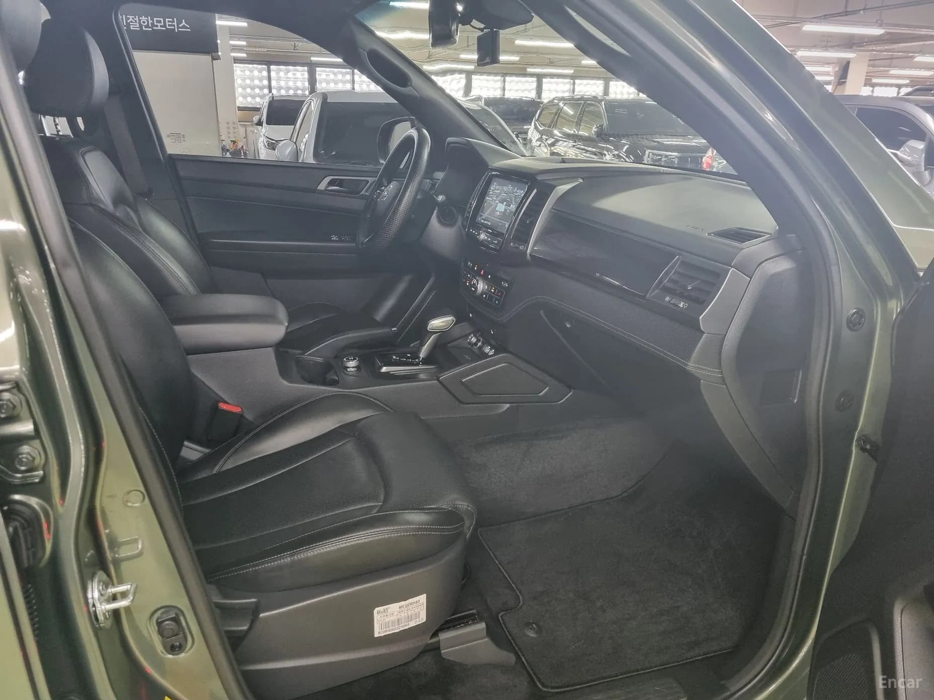 Rexton Sports Khan