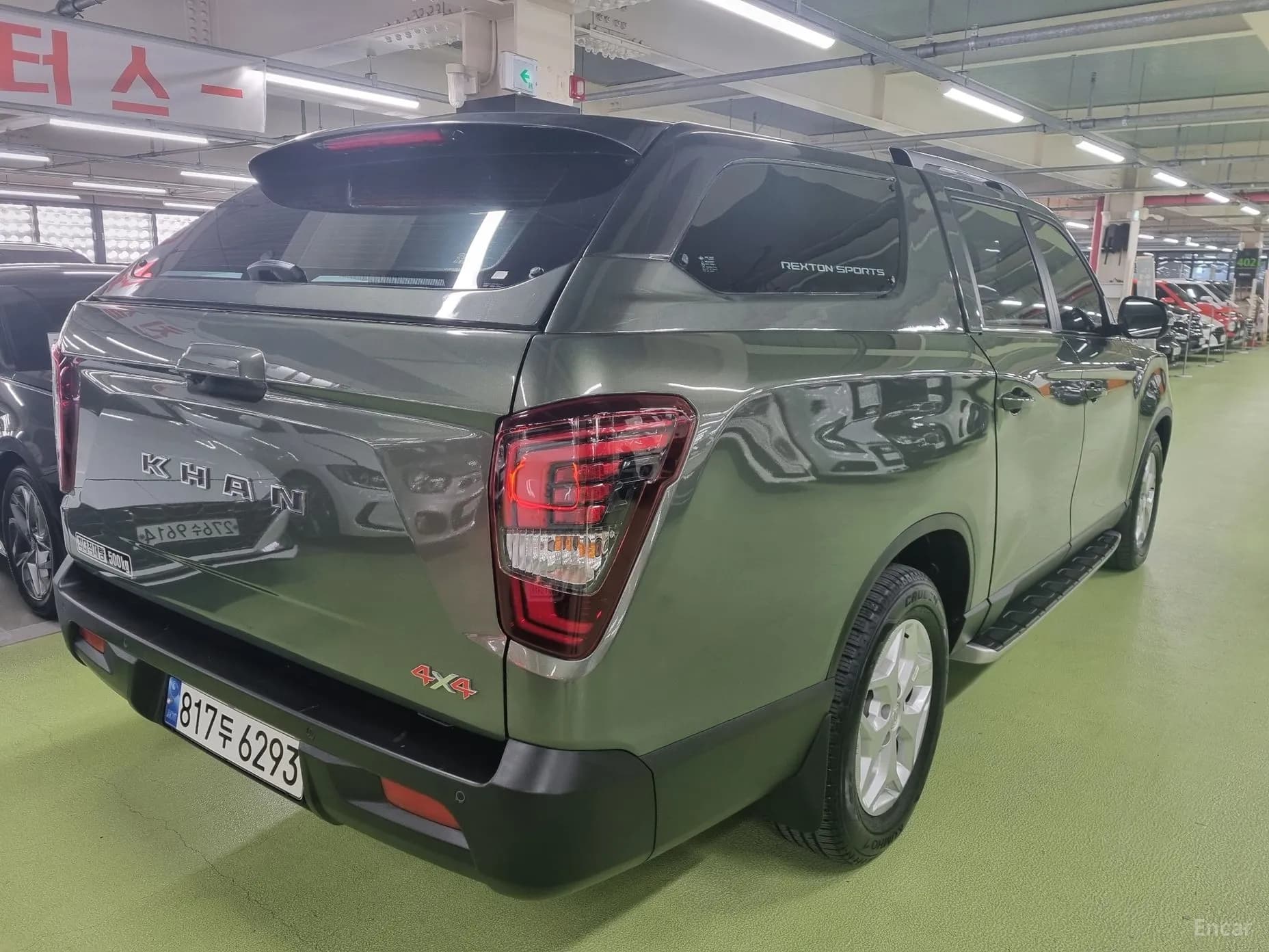 Rexton Sports Khan