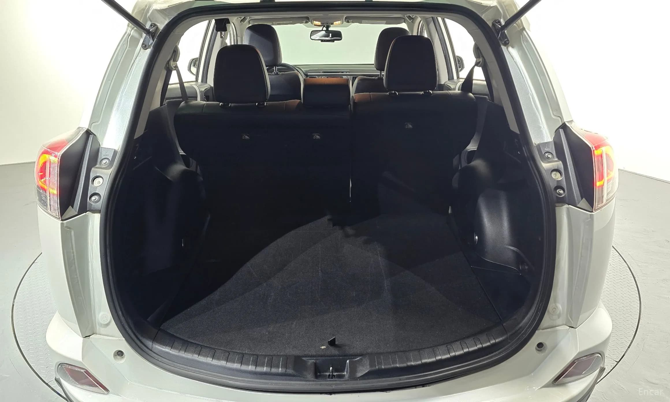 RAV4