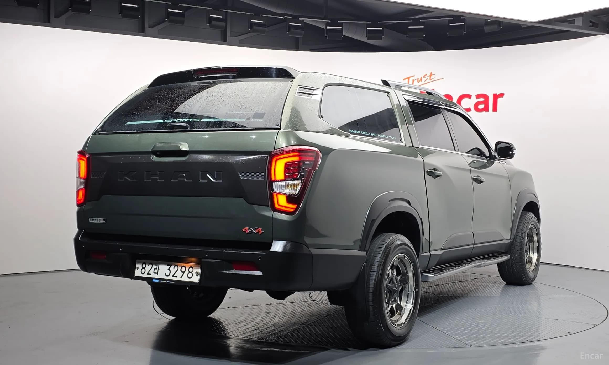 Rexton Sports Khan
