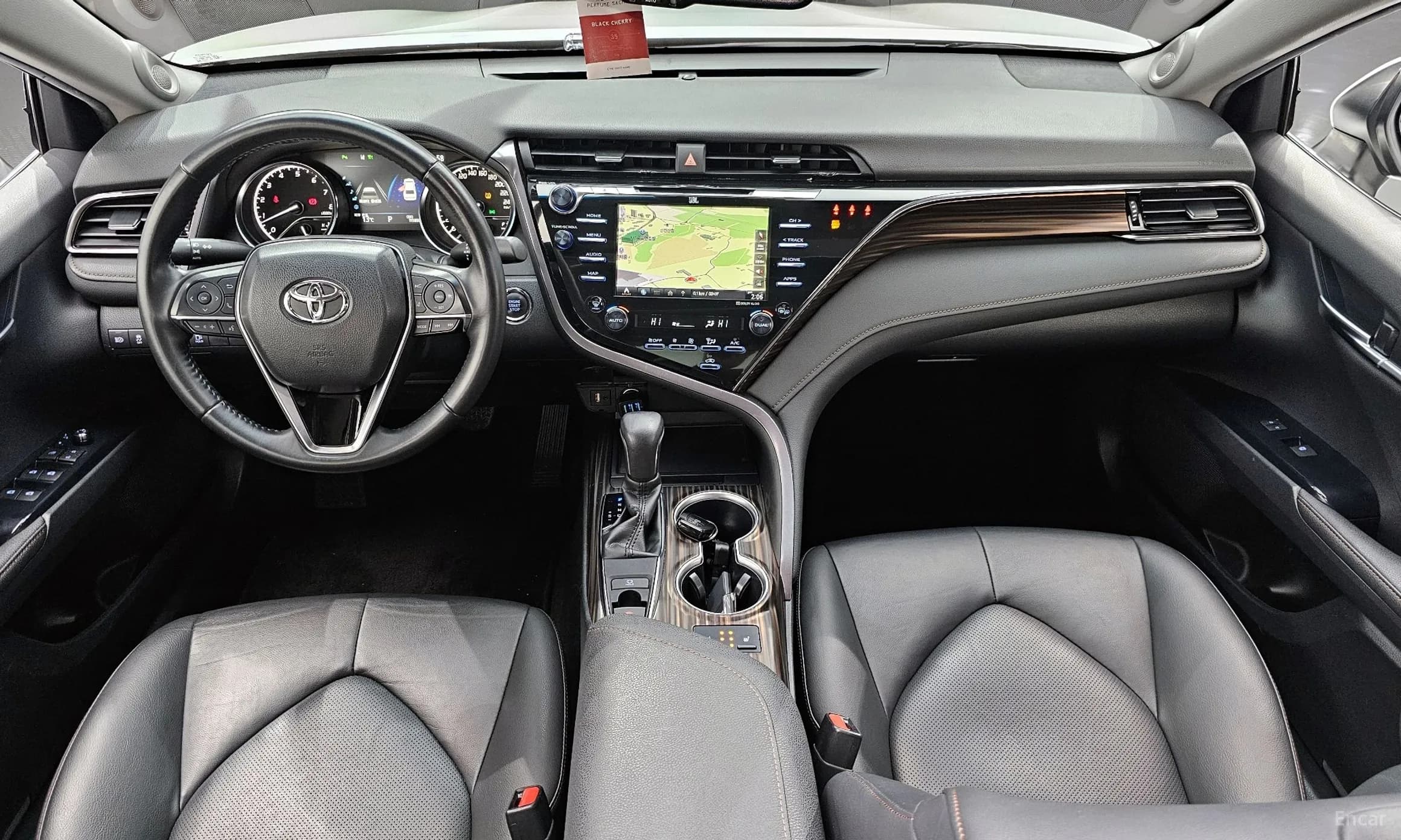 Camry (XV70)