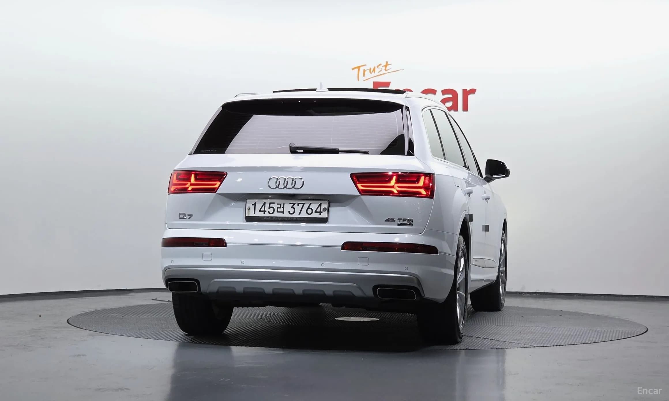 Q7 (4M)