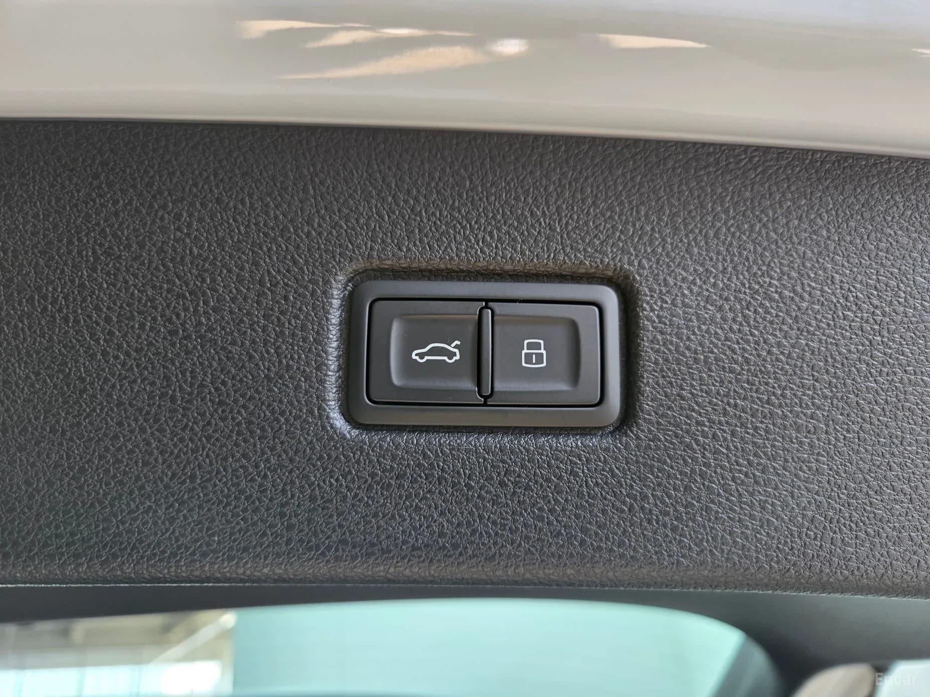 Q7 (4M)