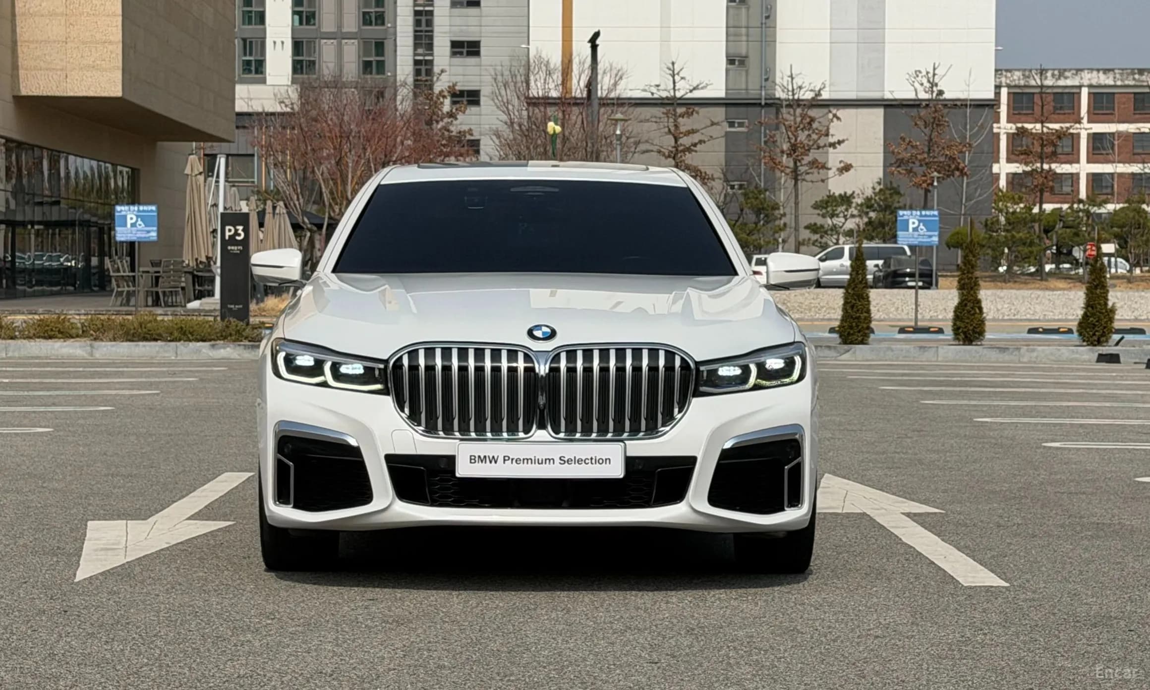 7 Series (G11)