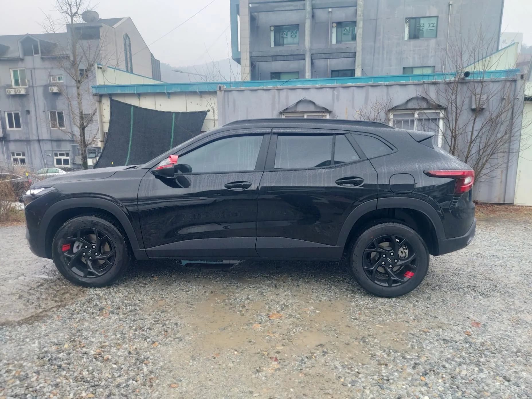 Trax Crossover