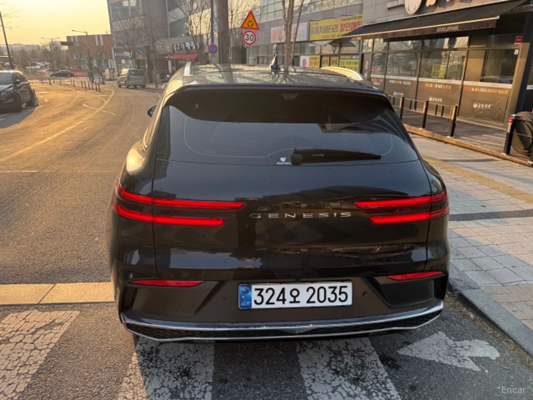 GV70