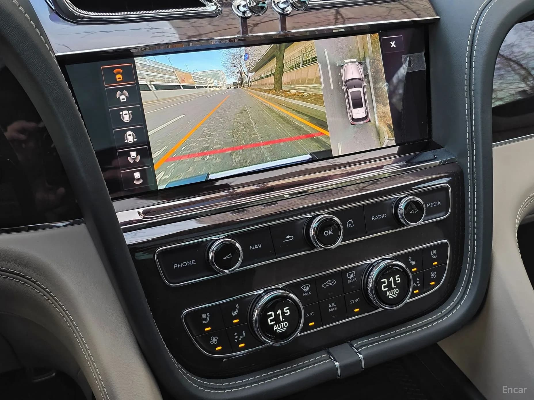 Bentayga