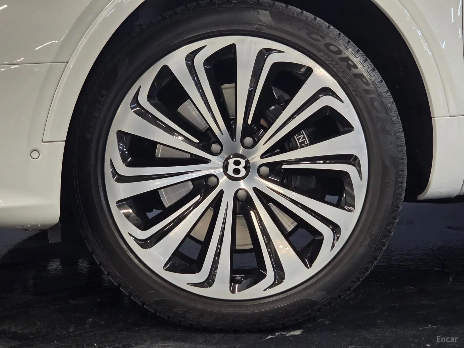 Bentayga