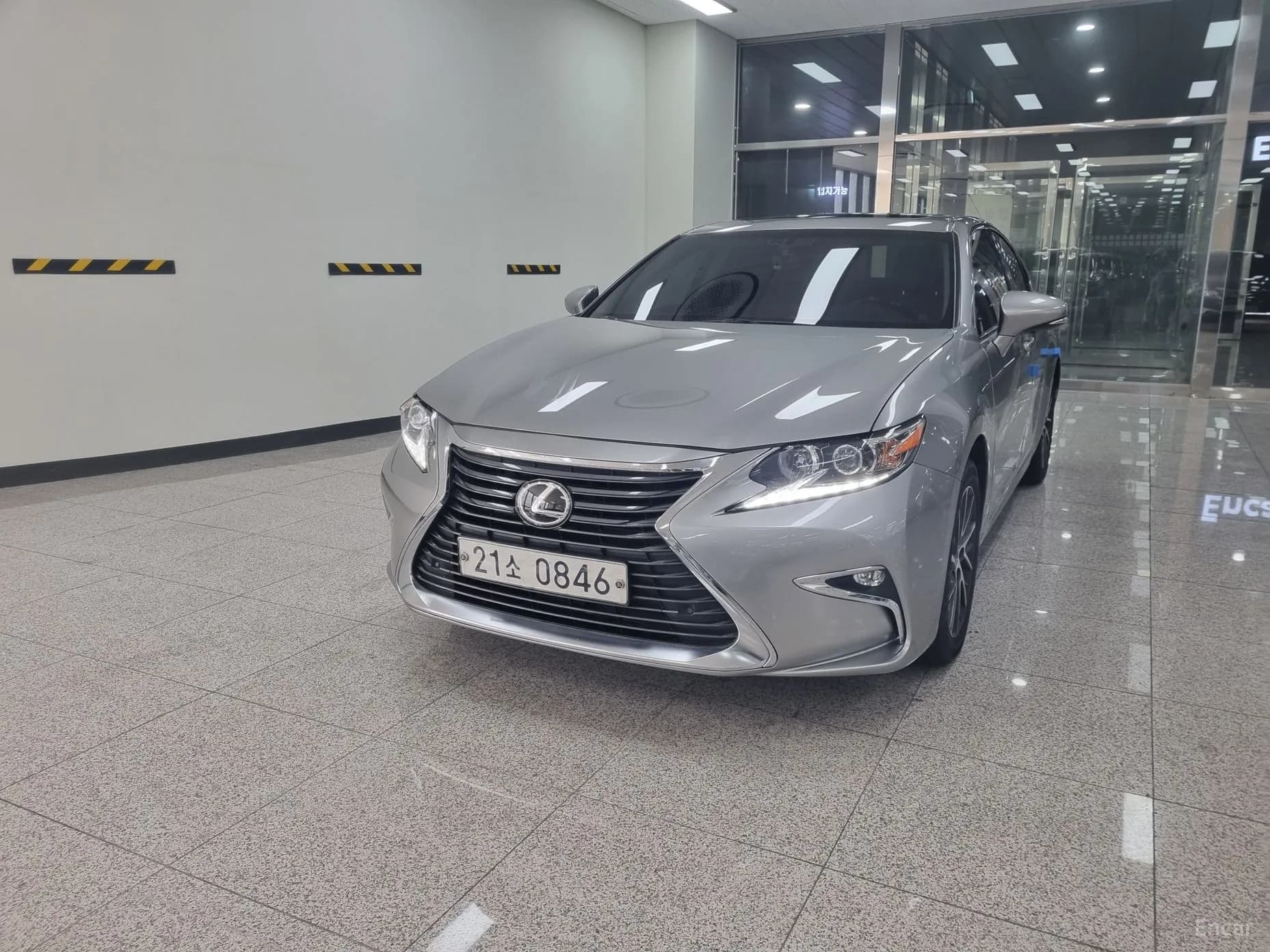 New ES350