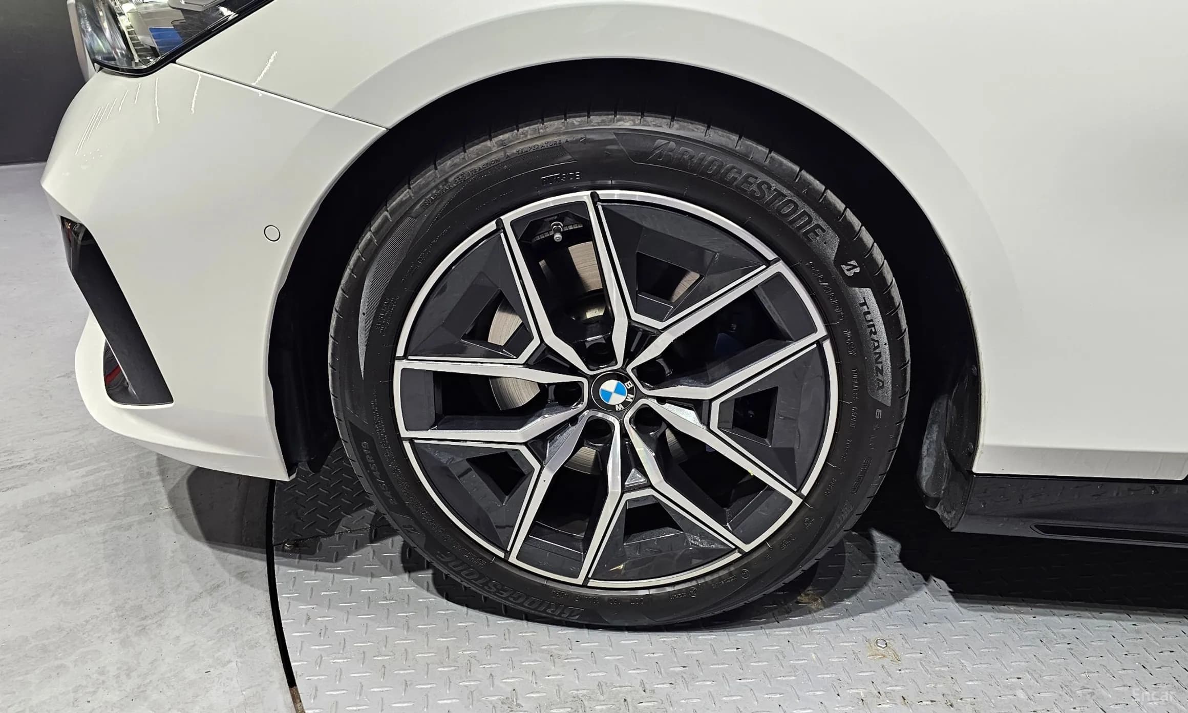 5 Series (G60)