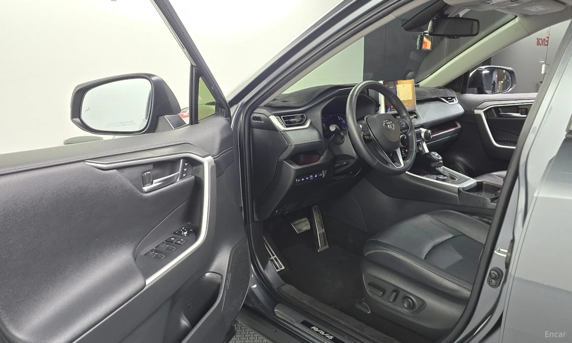 RAV4 5th Generation