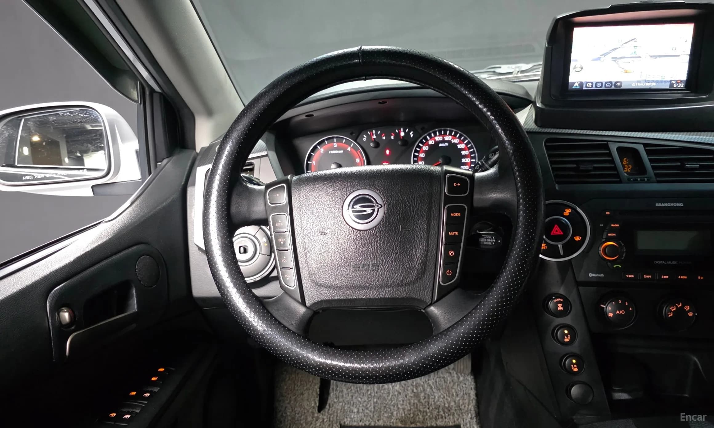 Korando Sports
