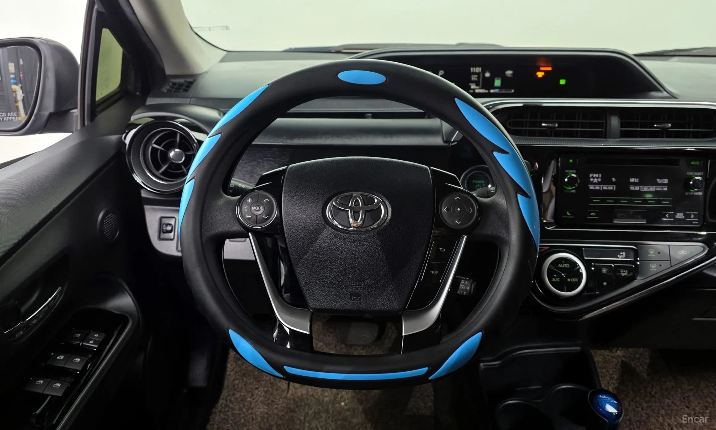 Prius C