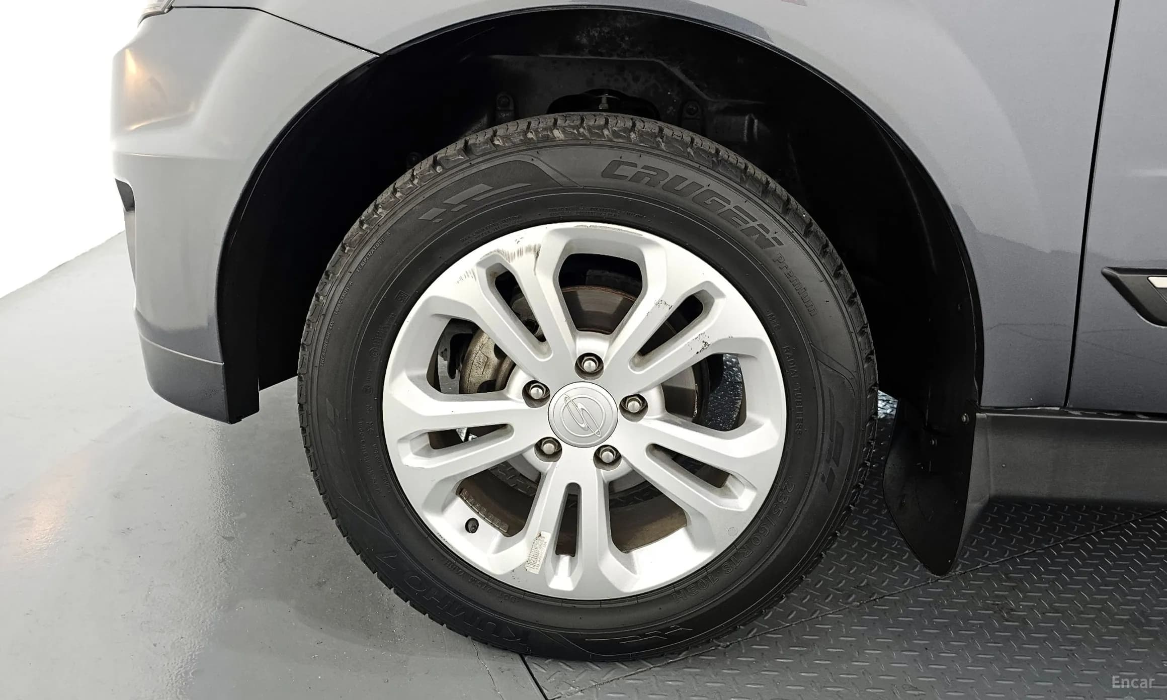 Korando Sports