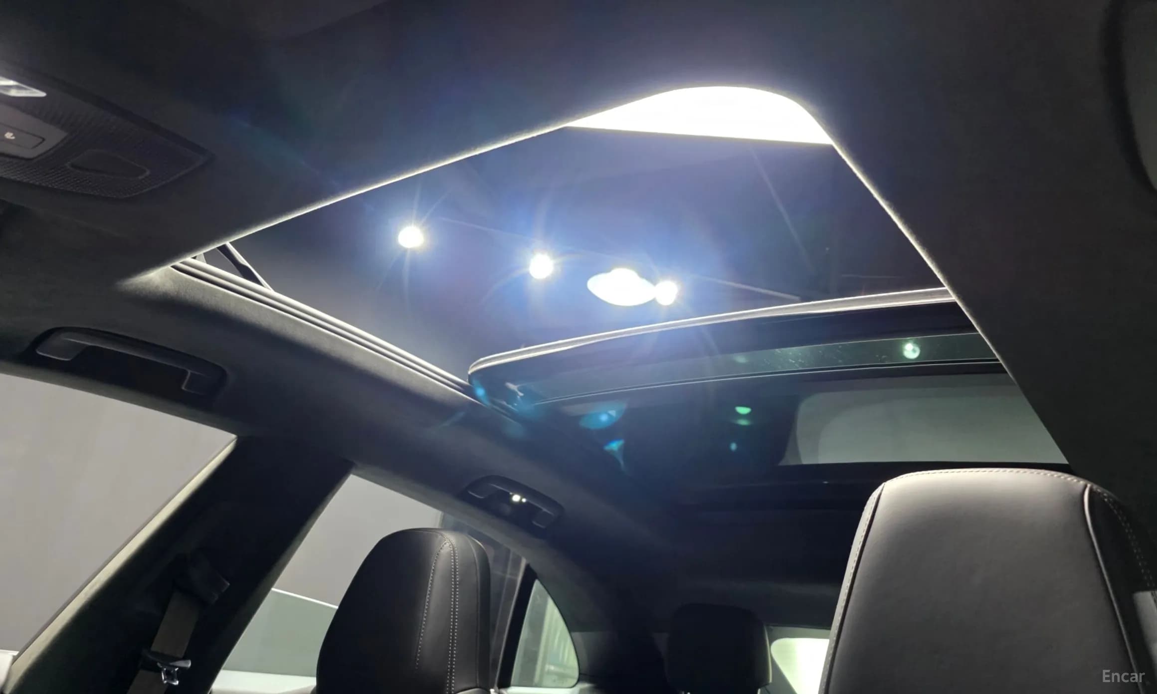 Macan EV