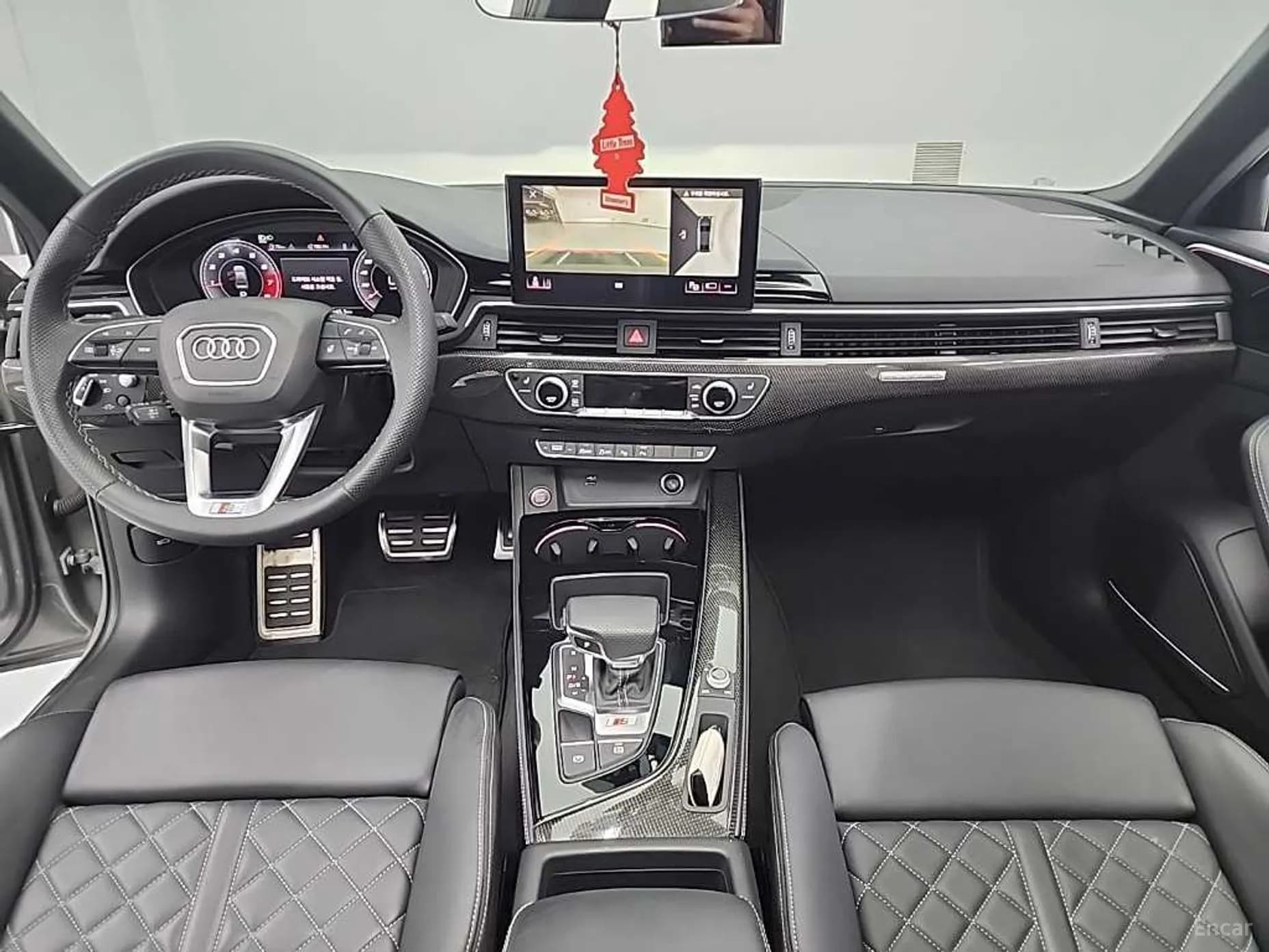 S4 (B9)