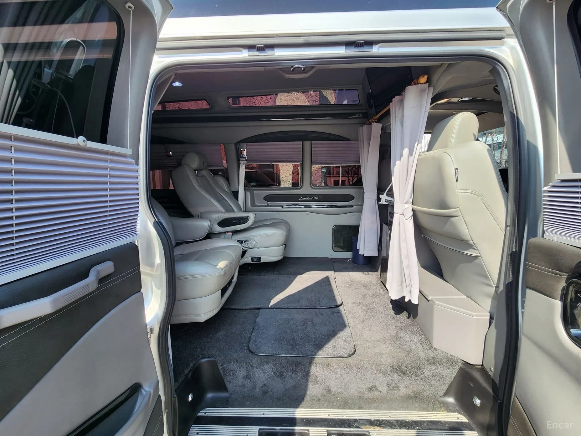 Express Van