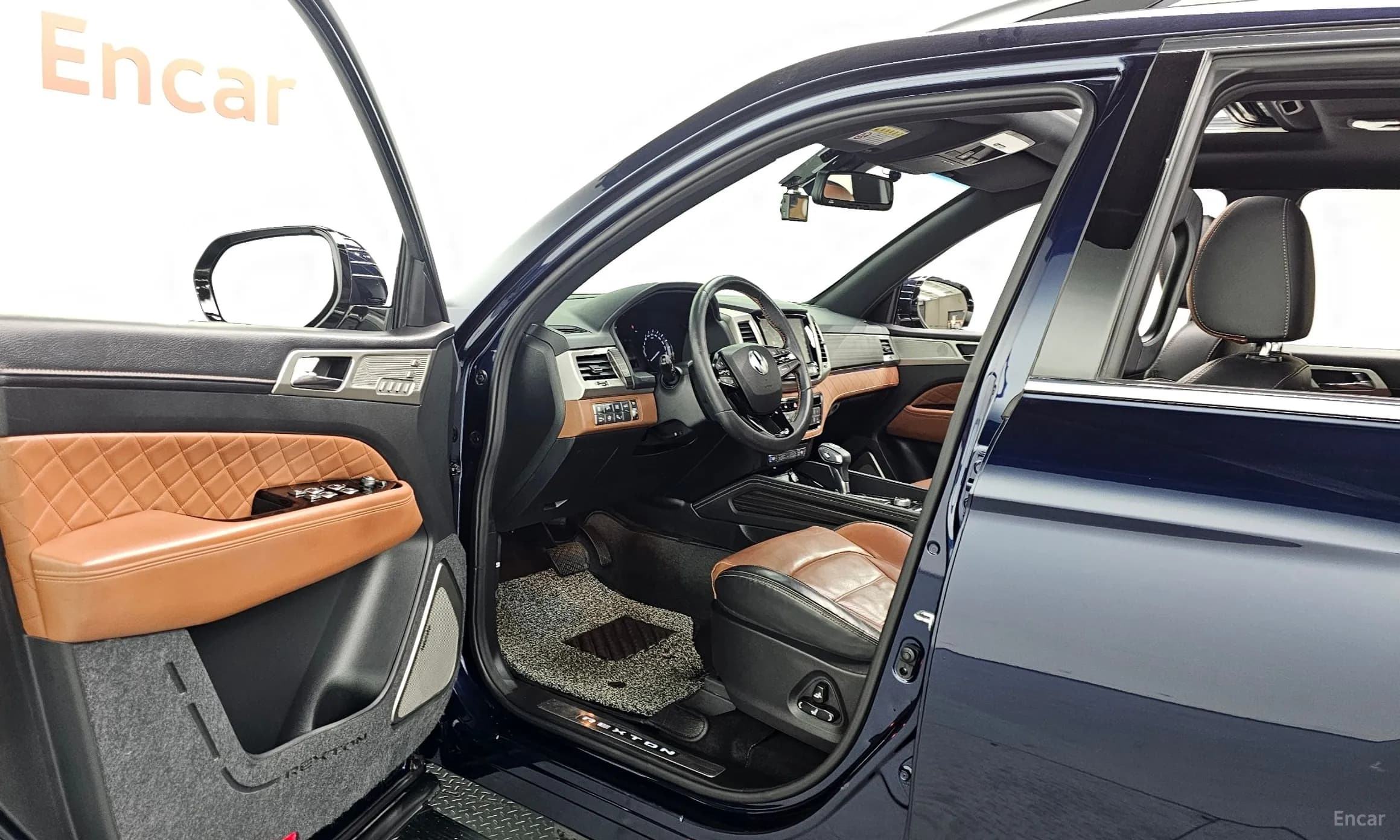 G4 Rexton