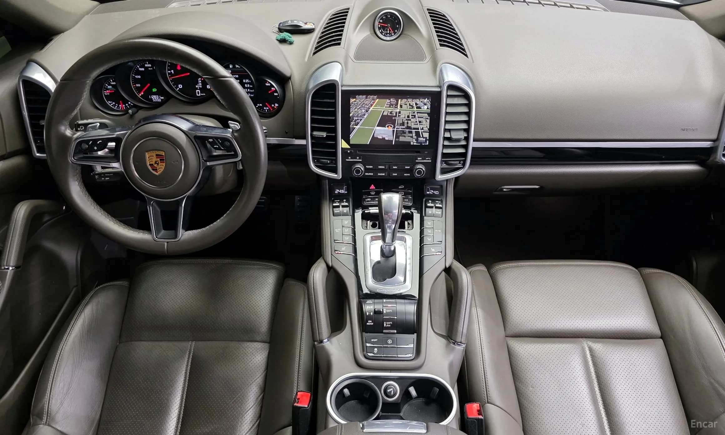New Cayenne