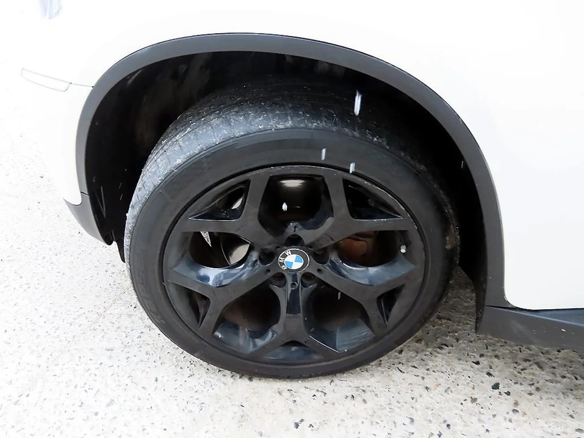 X6 (E71)