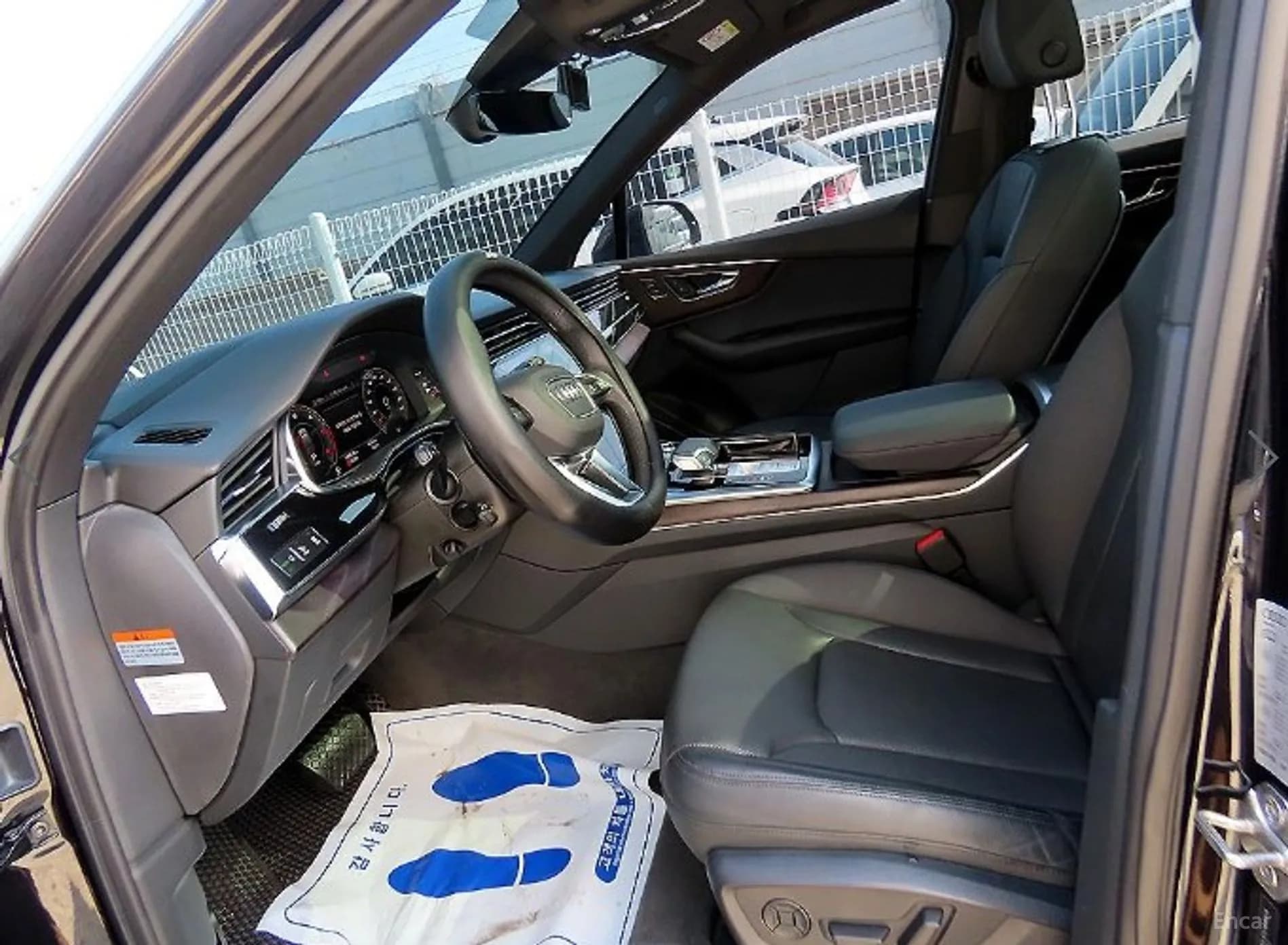 Q7 (4M)