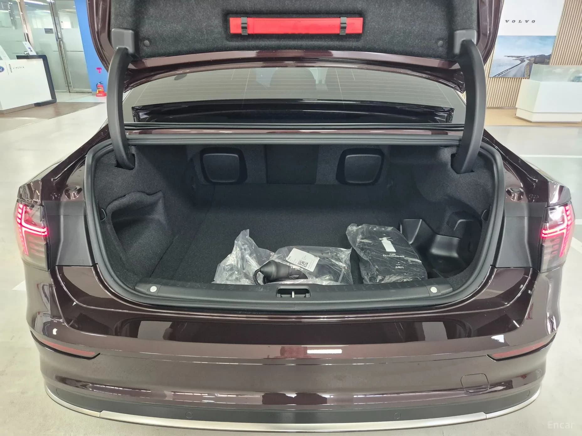 S90