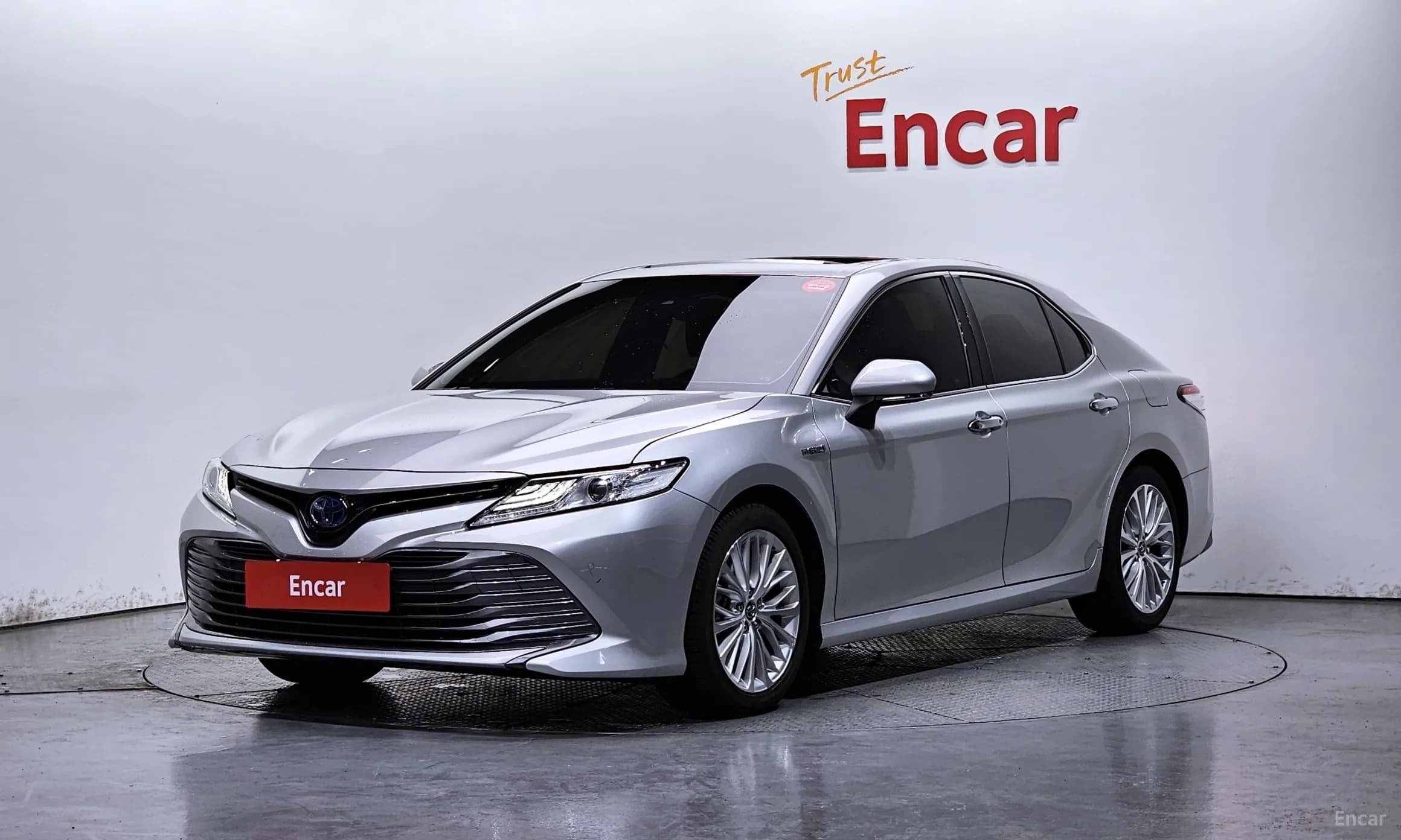 Camry (XV70)