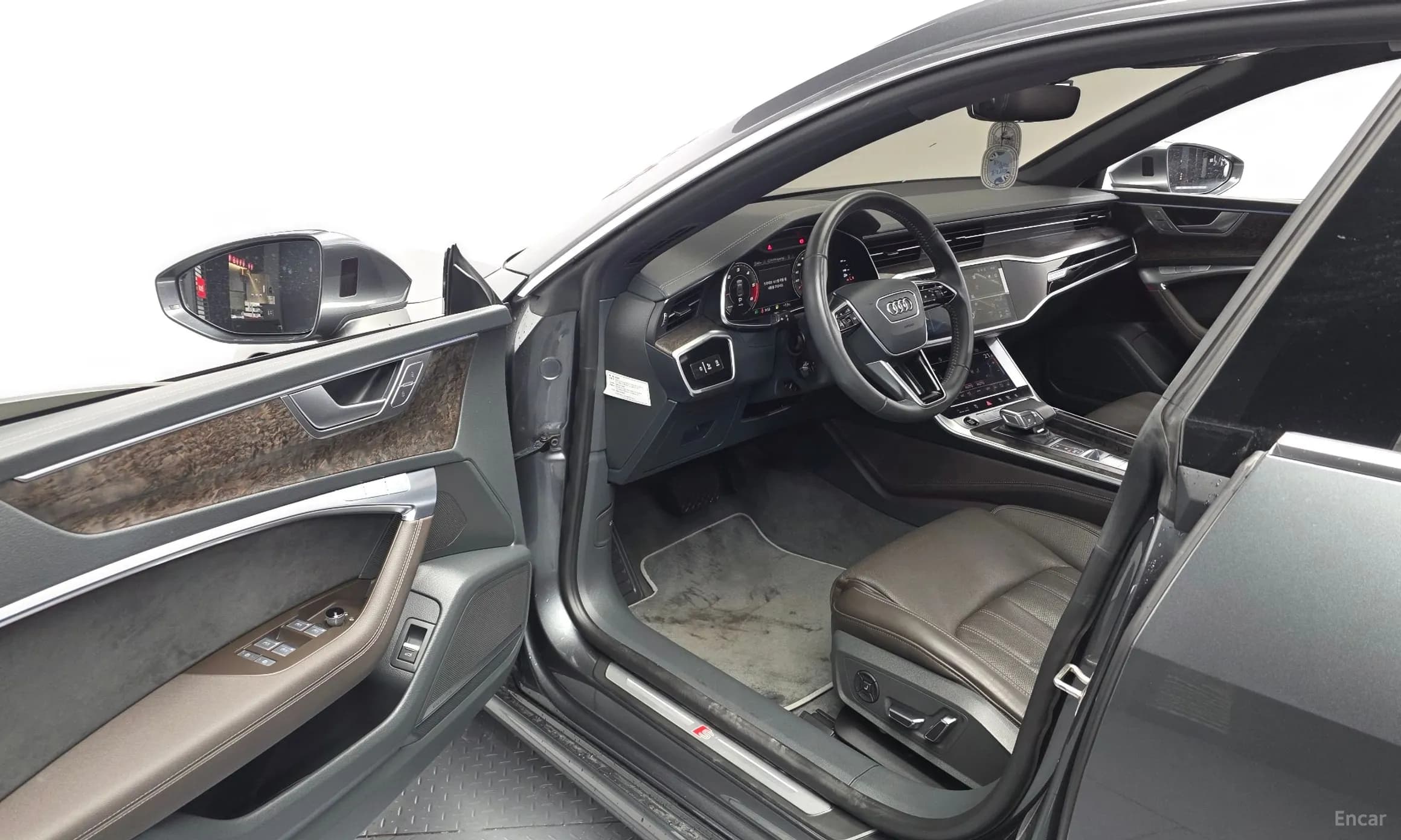 A7 (4K)