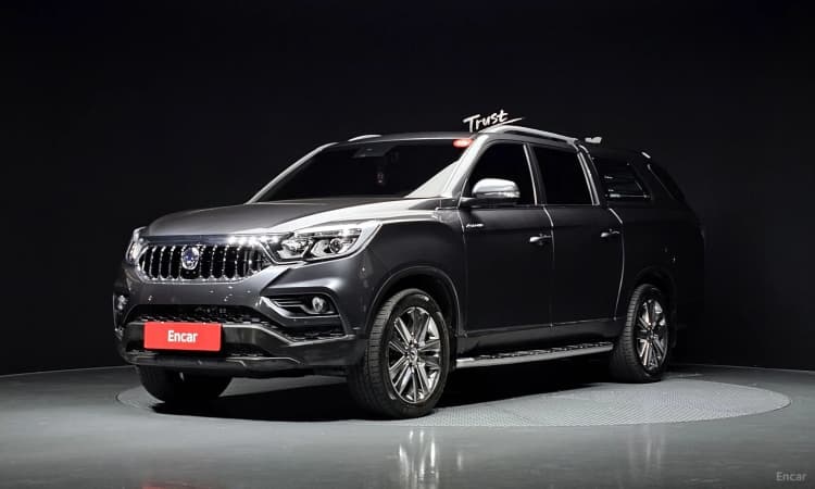 Rexton Sports Khan