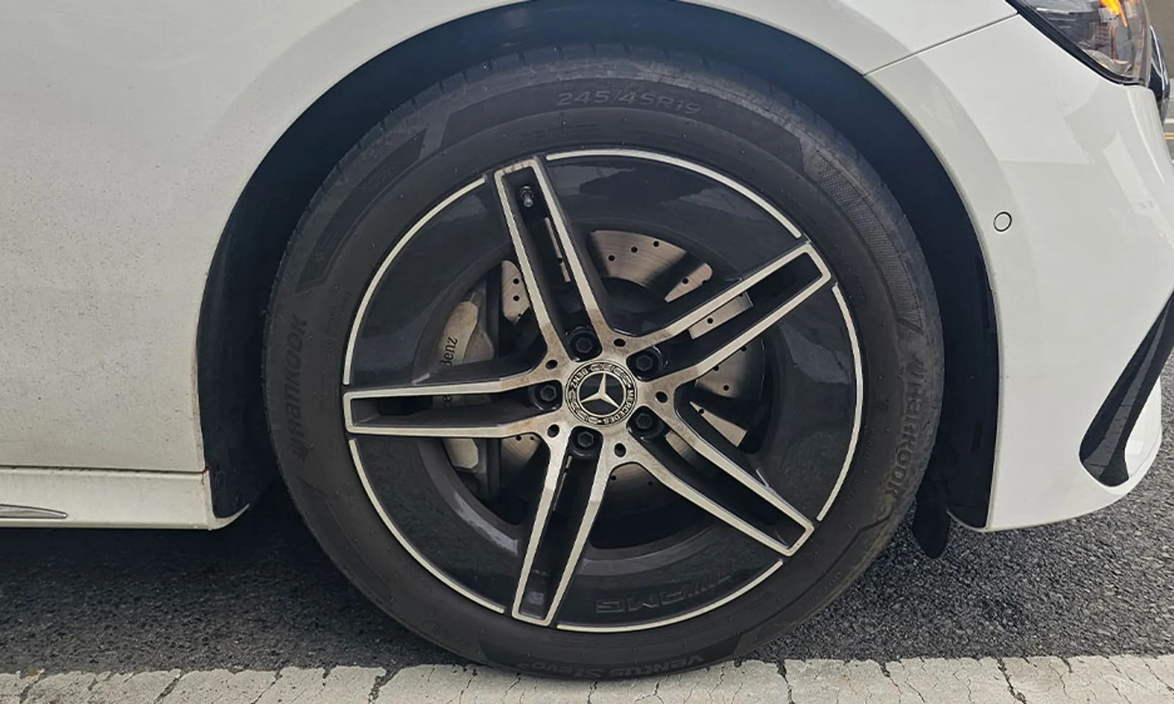 E-Class W214