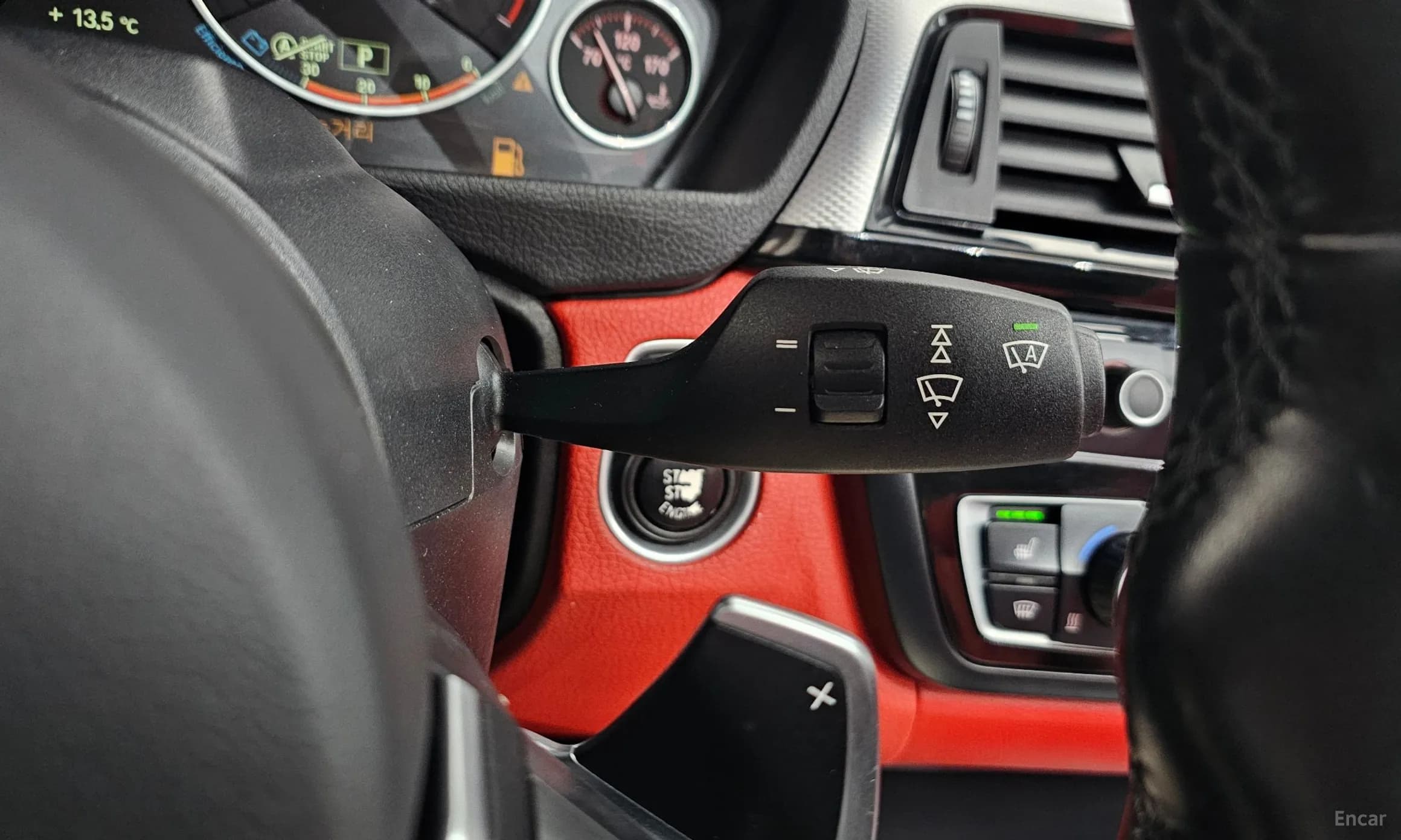 Series 4 (F32)