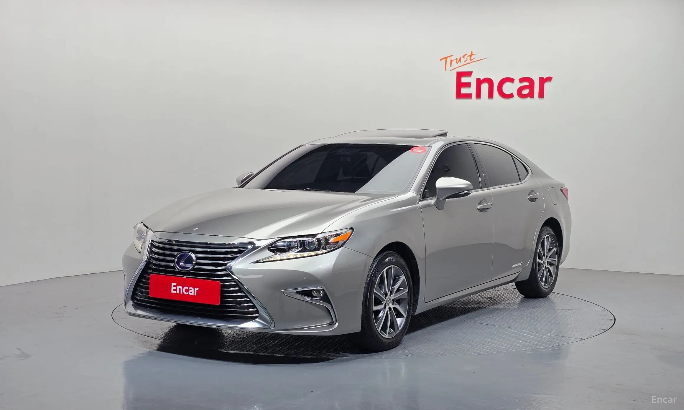 New ES300h