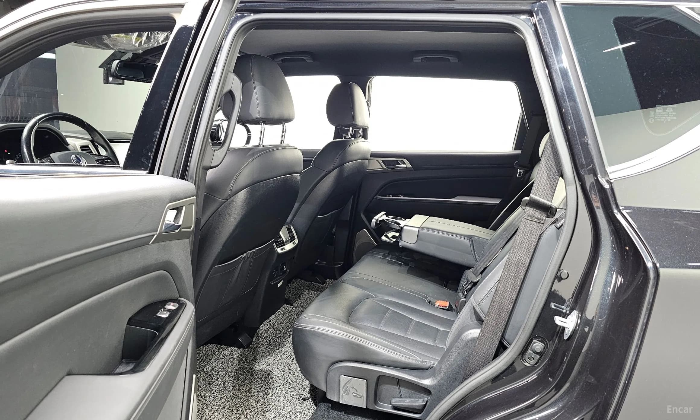 G4 Rexton