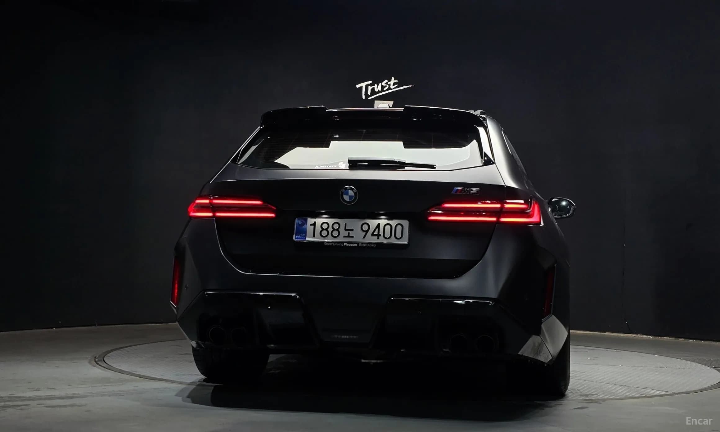 M5 (G90)