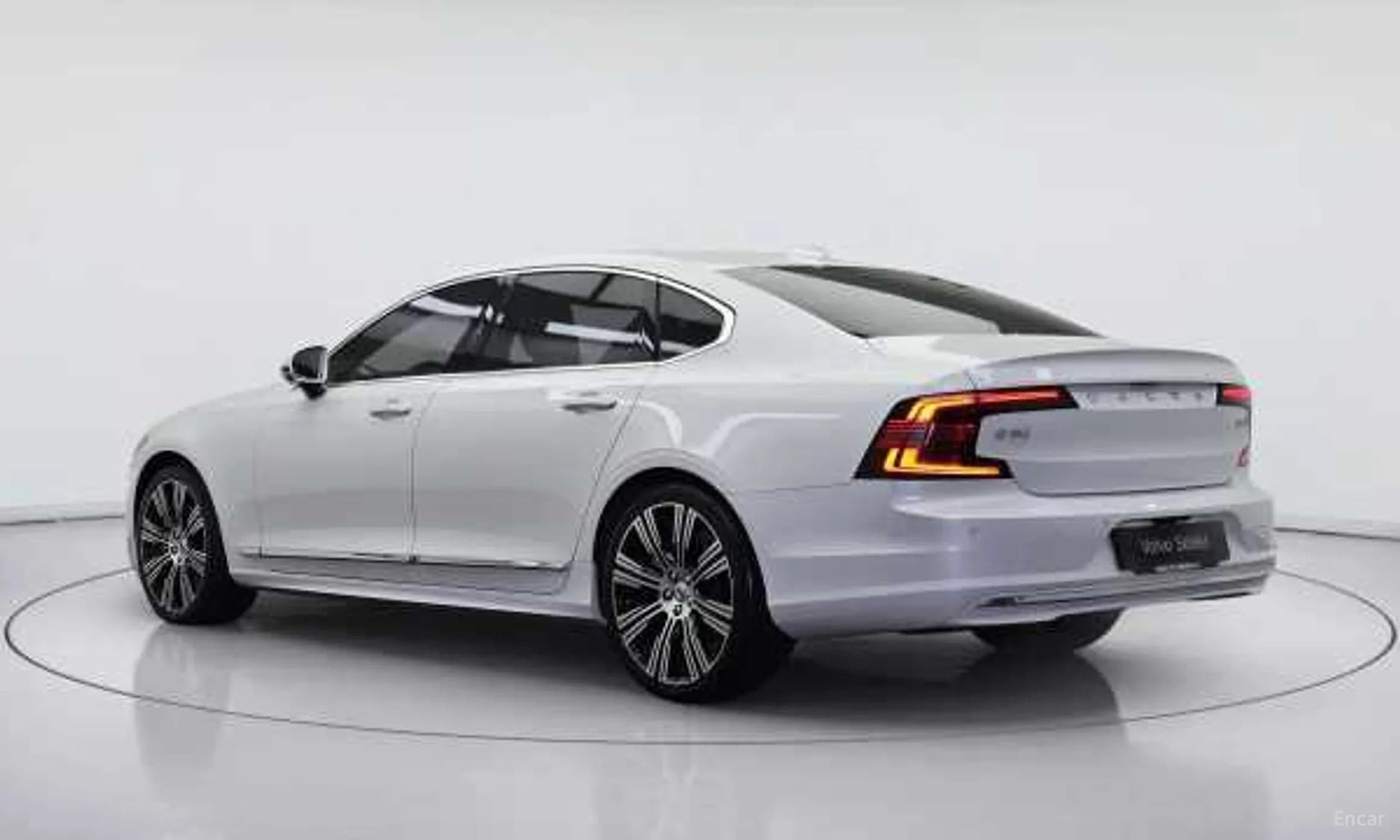 S90