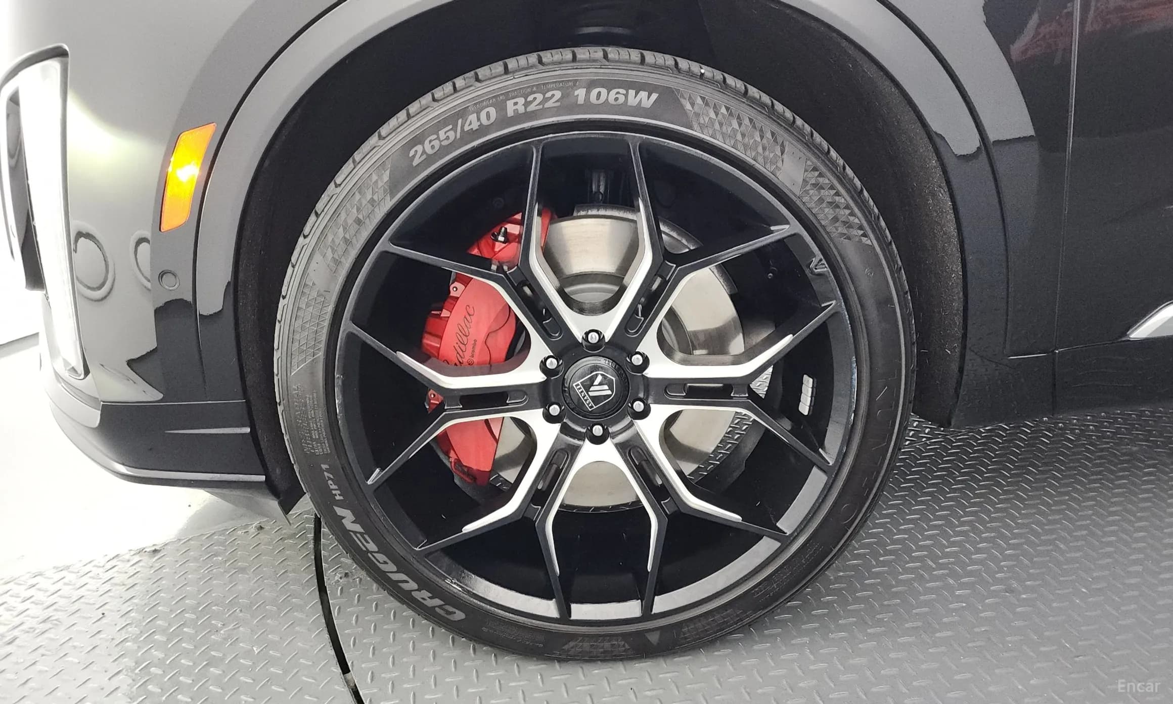 XT6