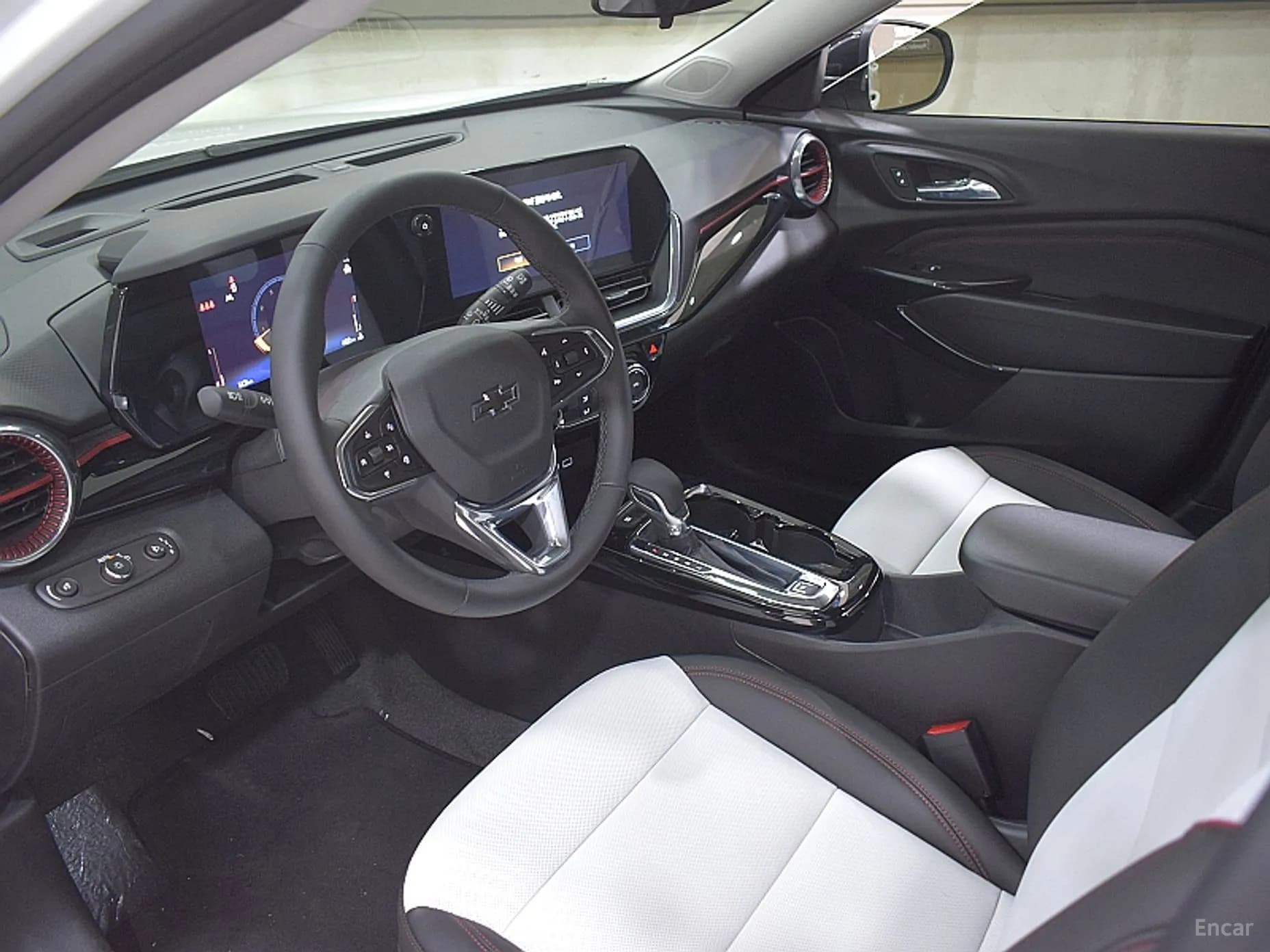 Trax Crossover