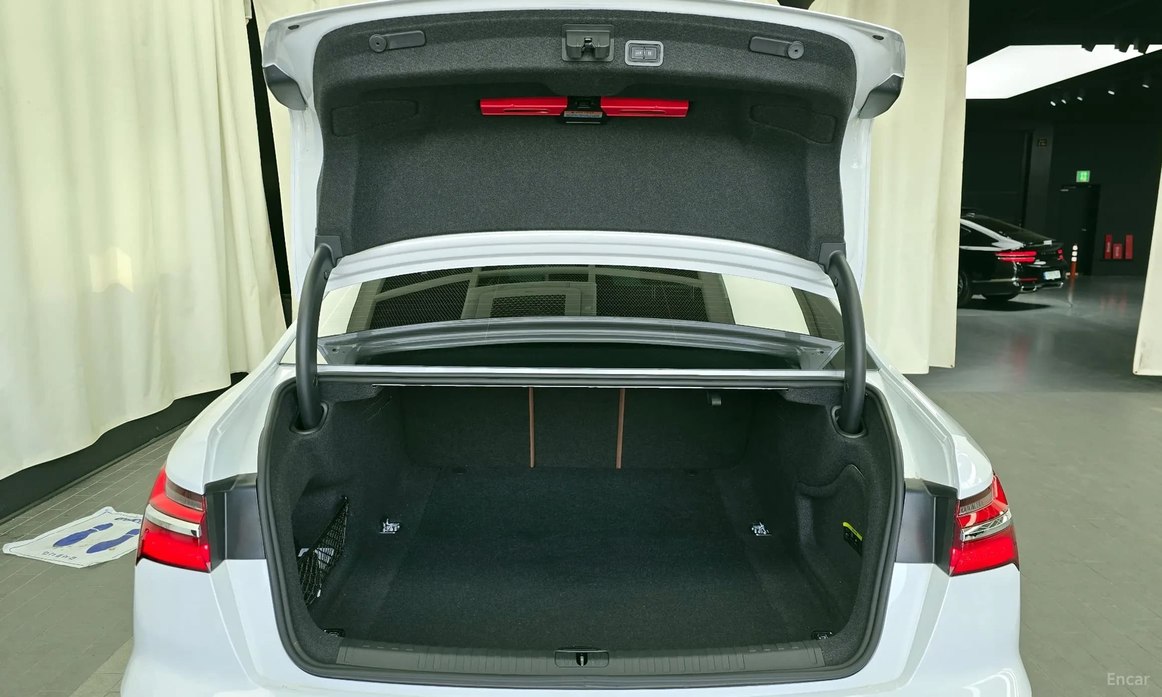 A6 (C8)