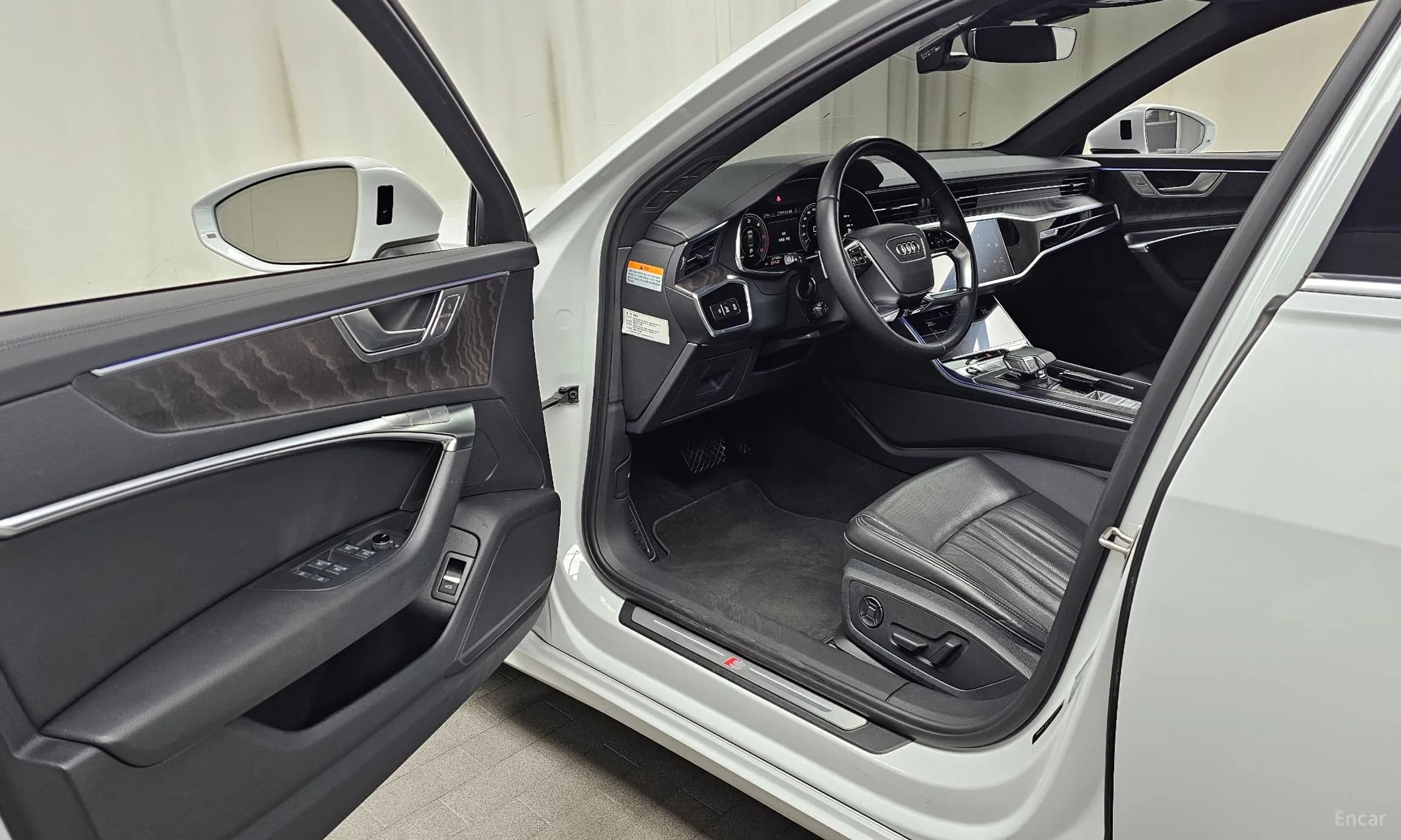 A6 (C8)
