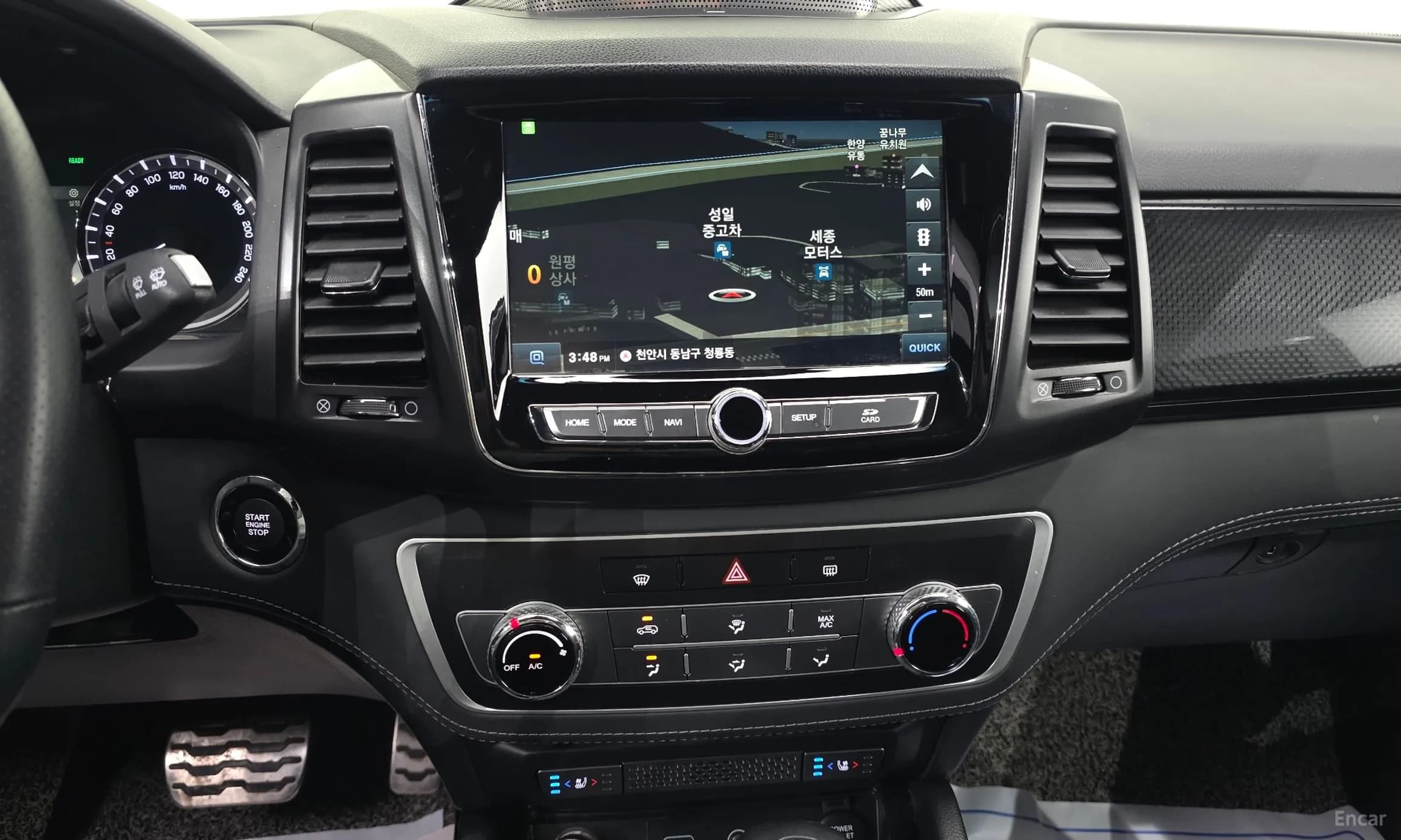 Rexton Sports Khan