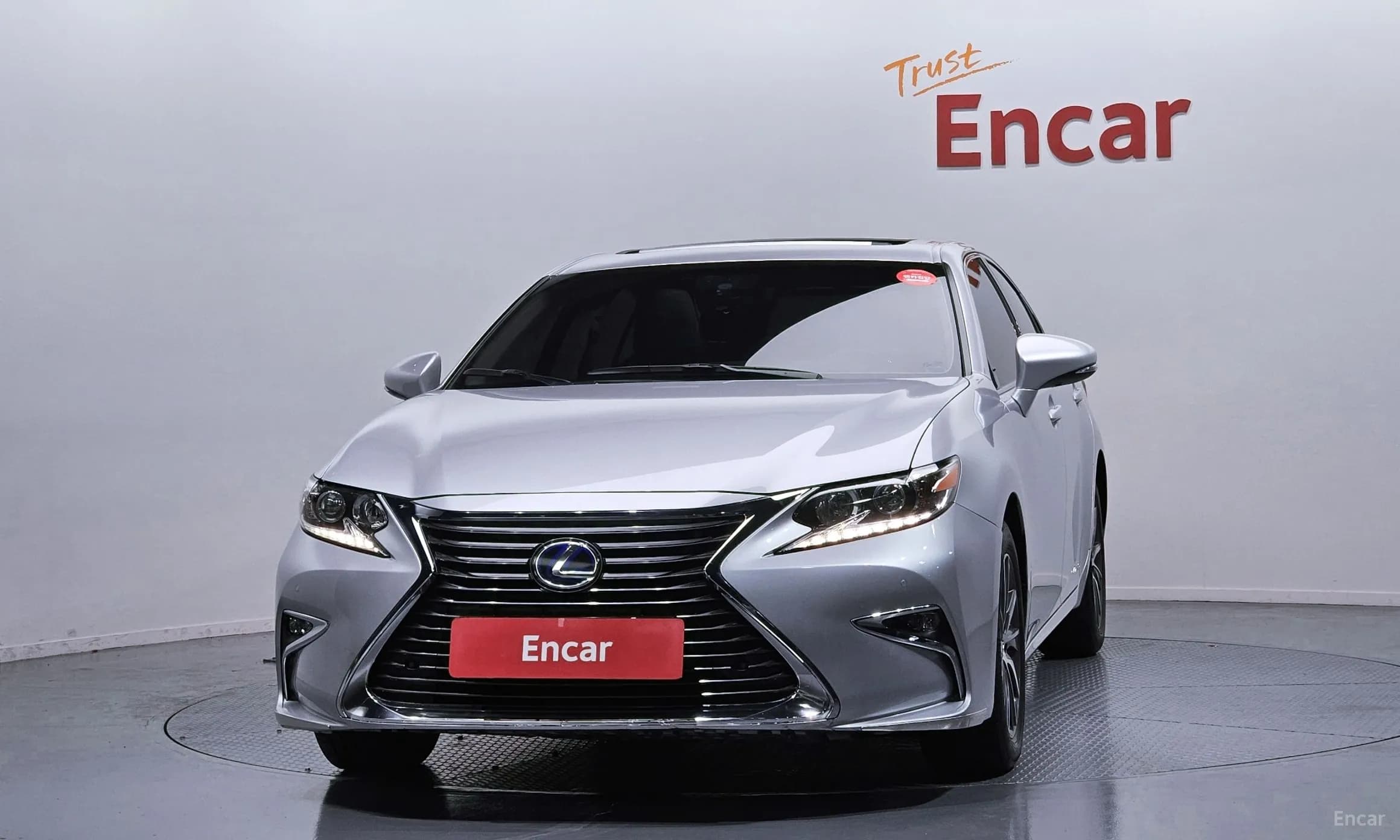 New ES300h