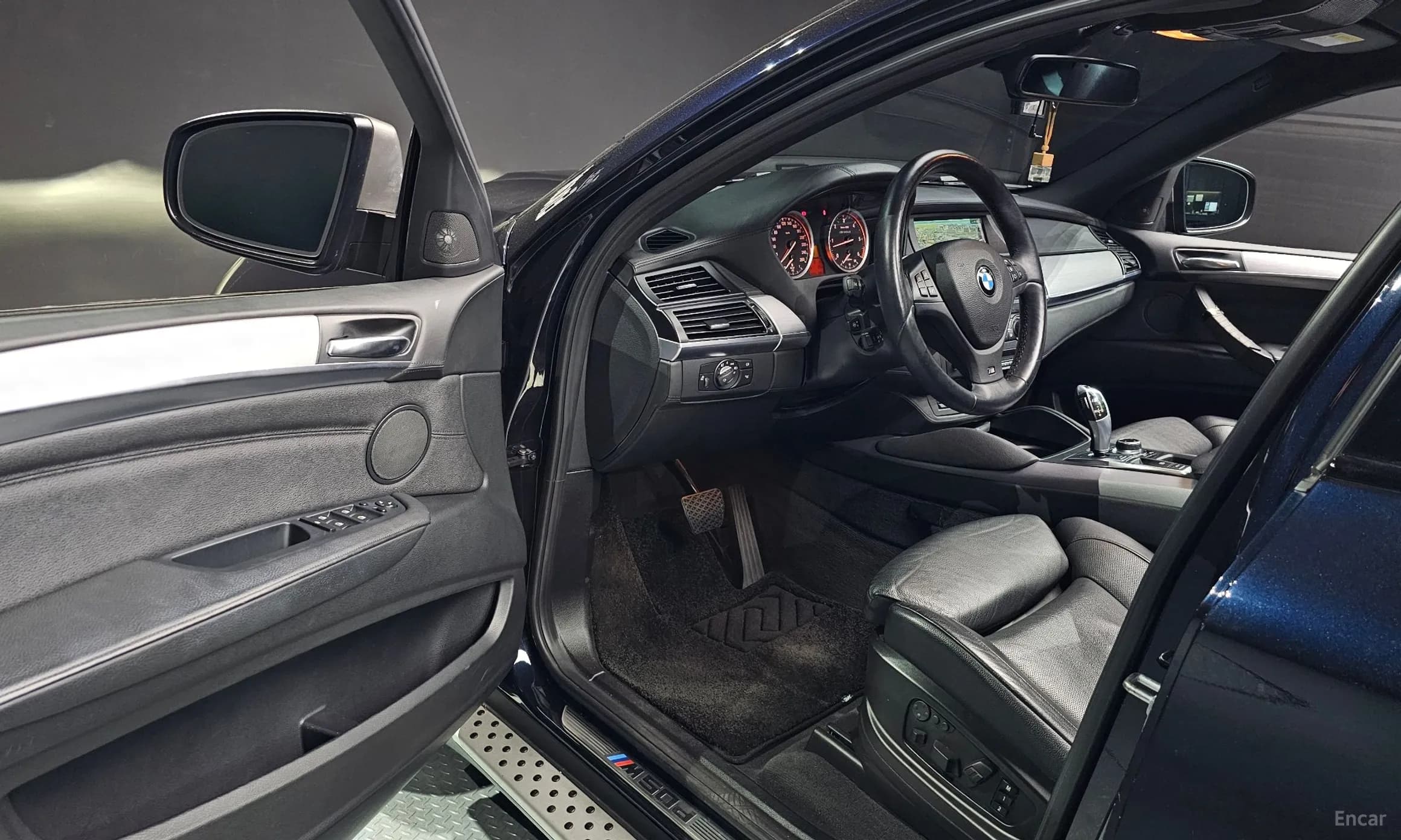 X6 (E71)