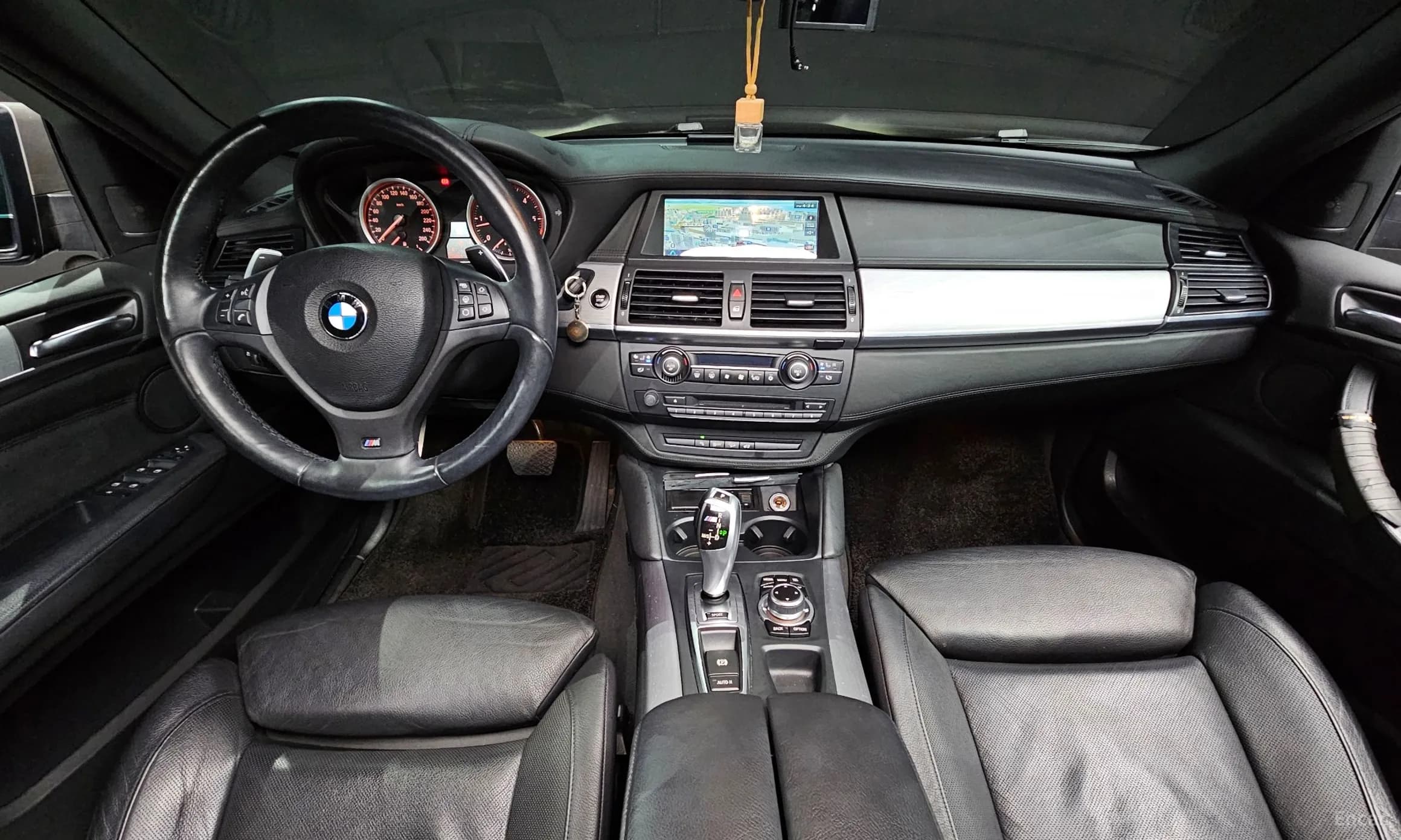 X6 (E71)