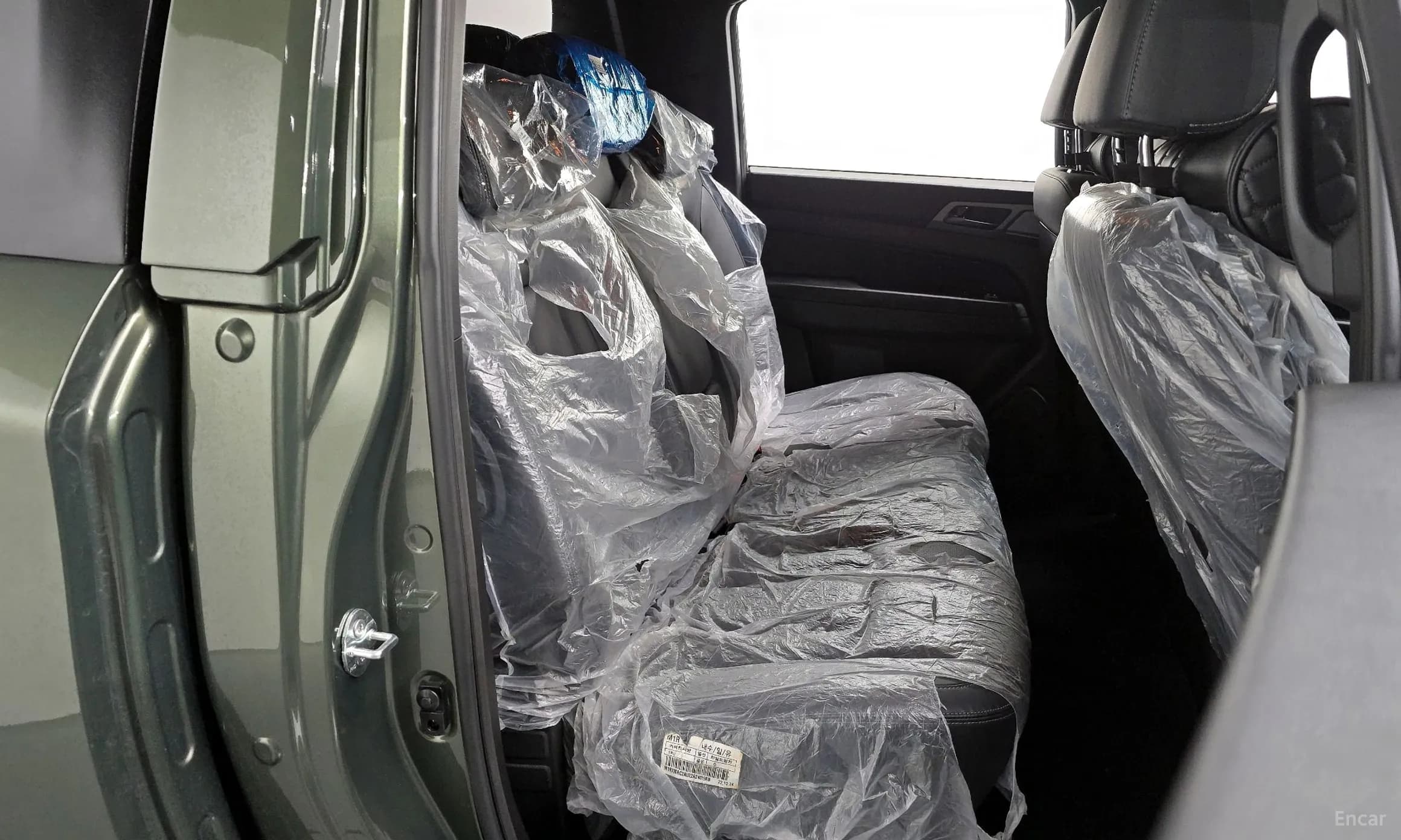 Rexton Sports Khan