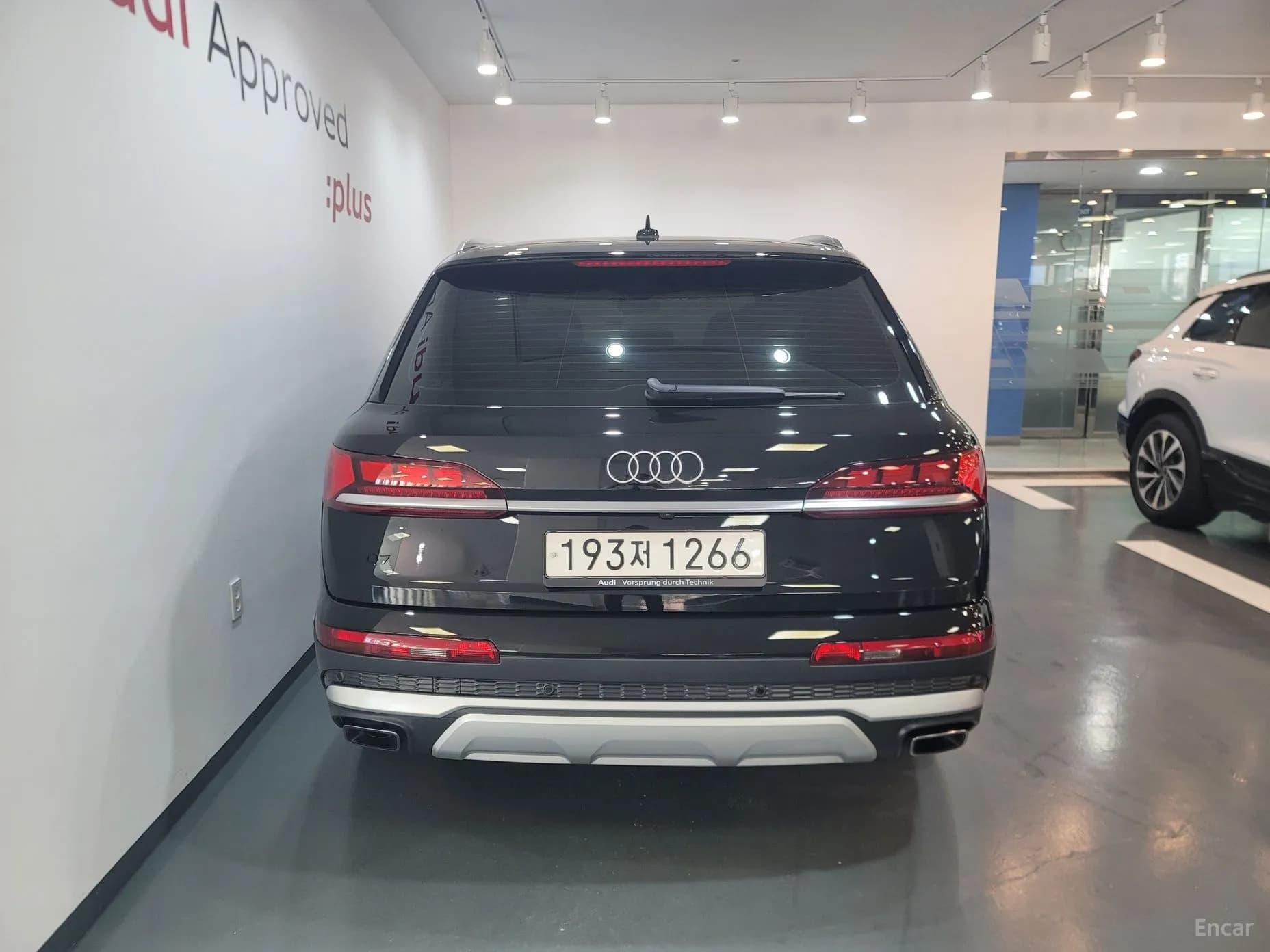 Q7 (4M)