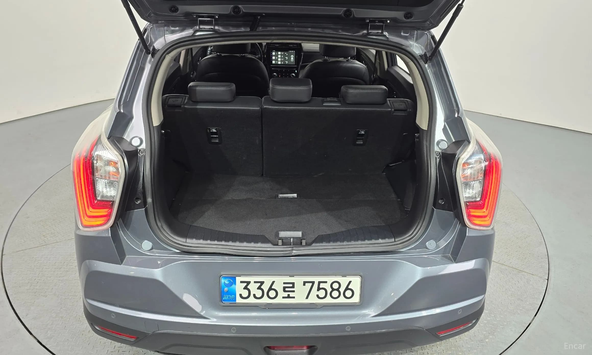 Berry New Tivoli